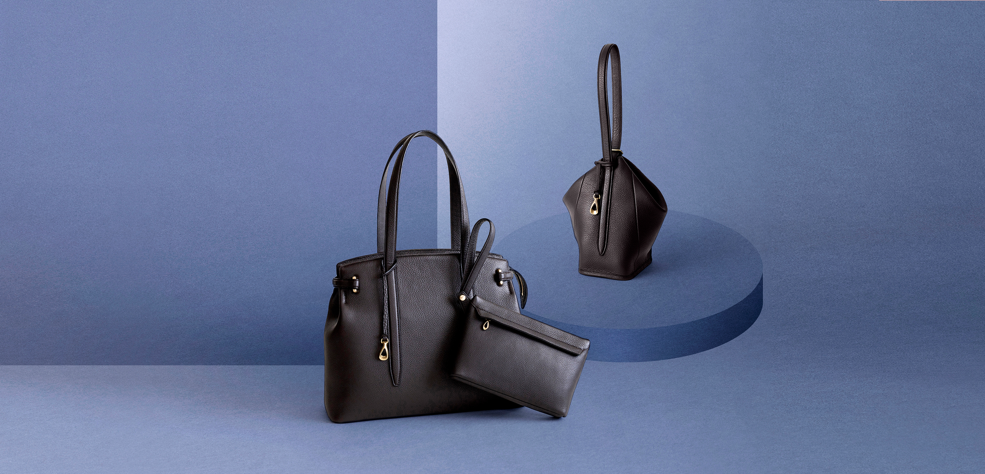 洗練と温もりを纏う、新色Umber Brown登場。。