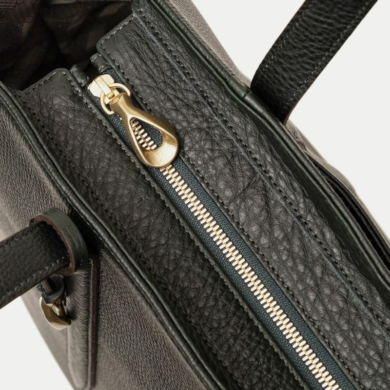 ETiAM　シュリンク ドライビングトートバッグBritish Green シュリンク サイドベルトトート 《Afford》 - British Green