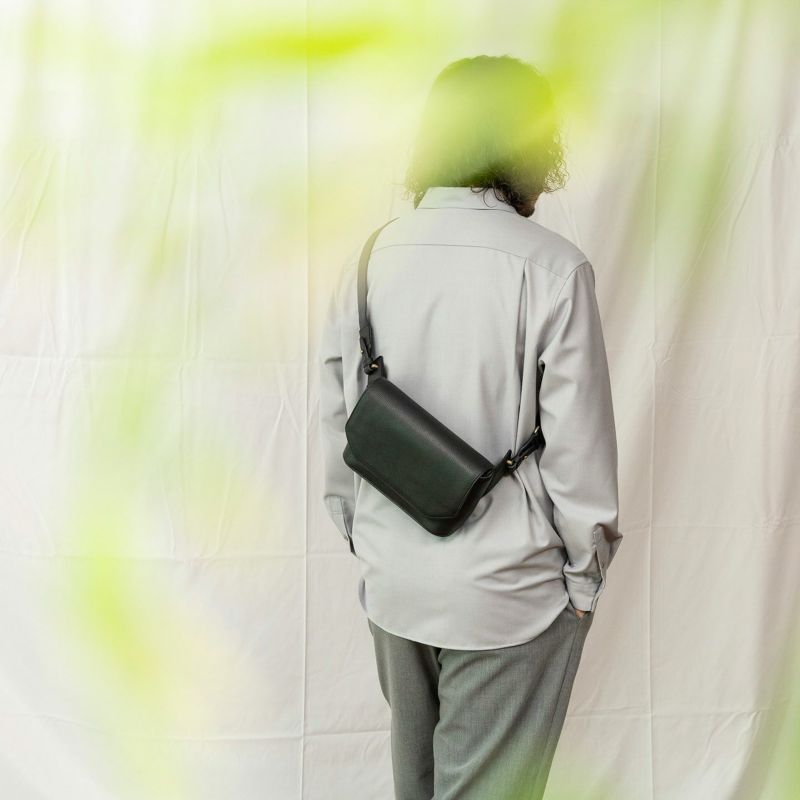 シュリンク ボディバッグ《Liberty》 - British Green - | ETiAM