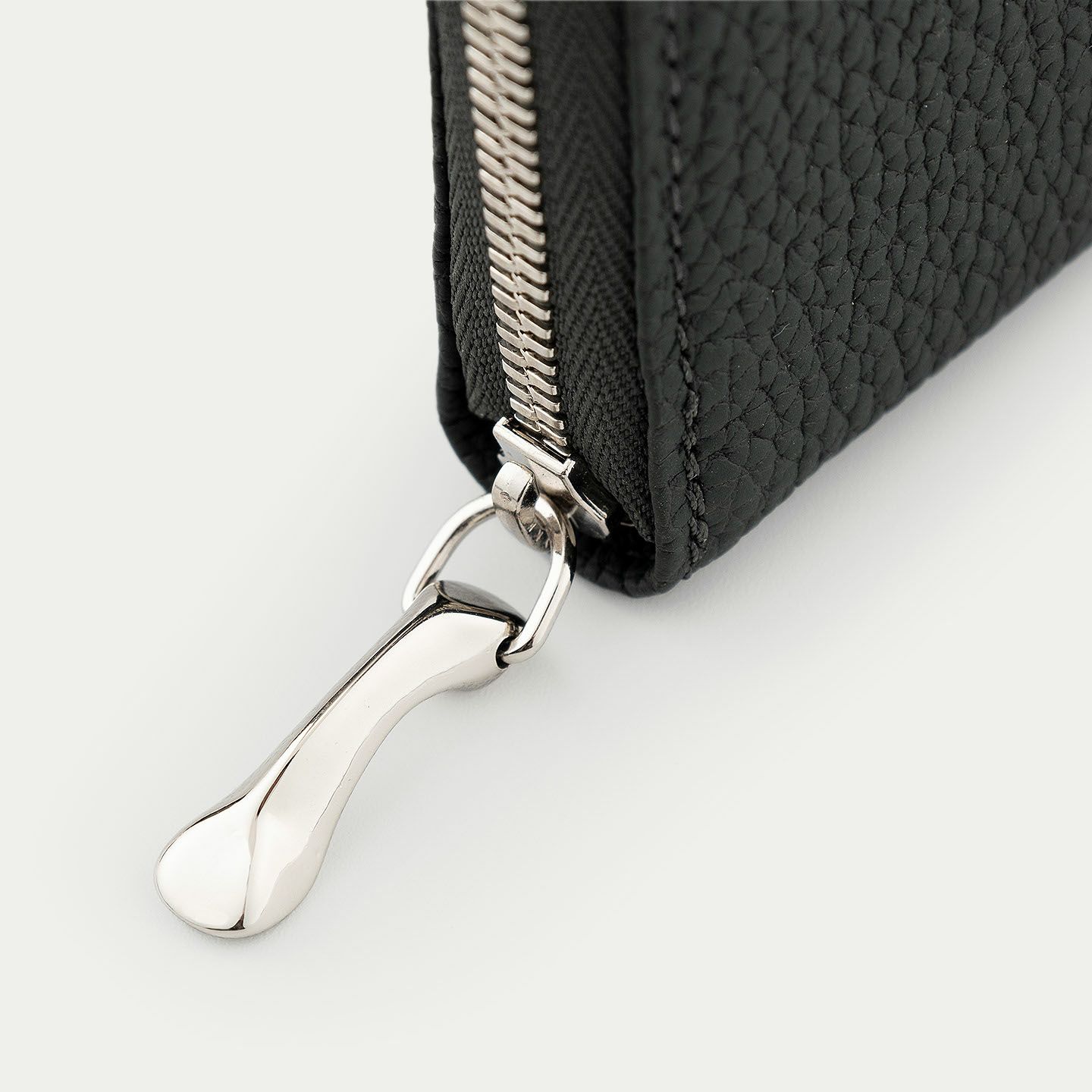 シュランケンカーフ ラウンドジップ長財布 - British Green 