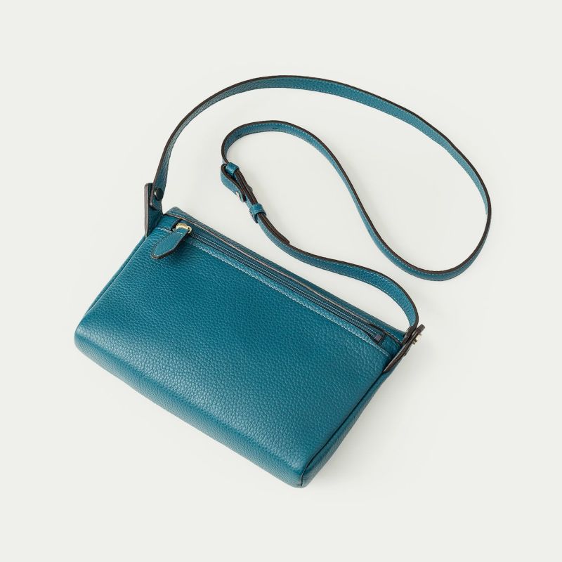 シュリンク 横型ショルダーバッグ《Accord》 - Turquoise Blue - | ETiAM