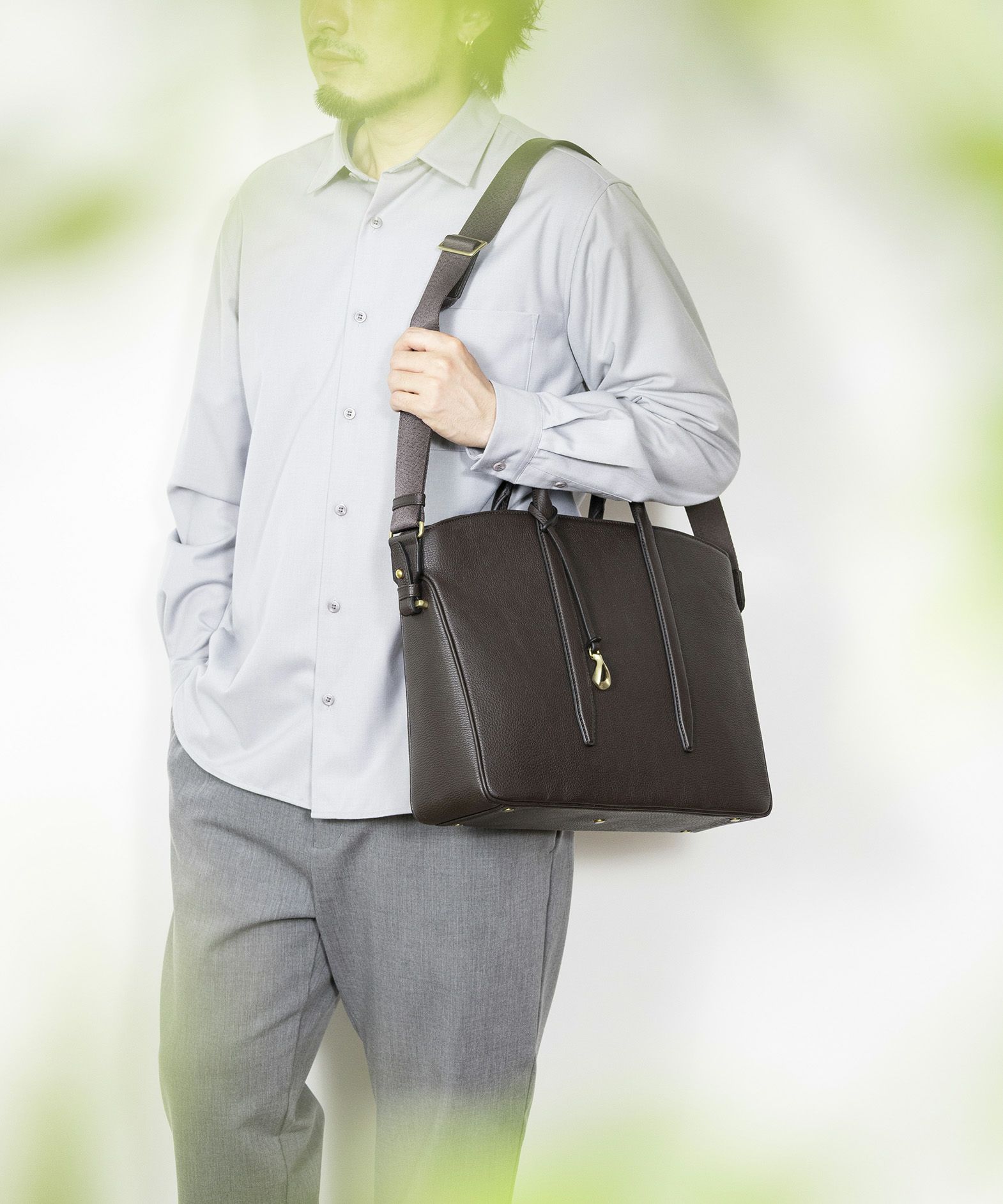 Color：Umber Brown