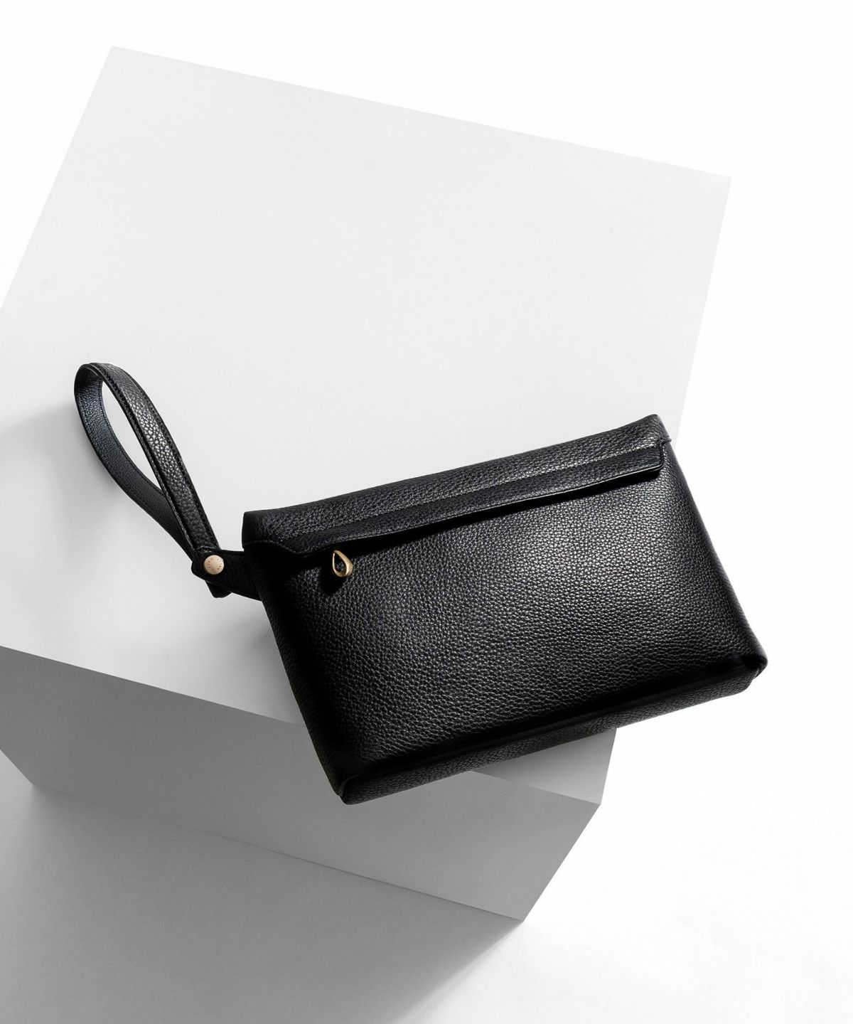 シュリンク ポーチ《Trot》 - Black -