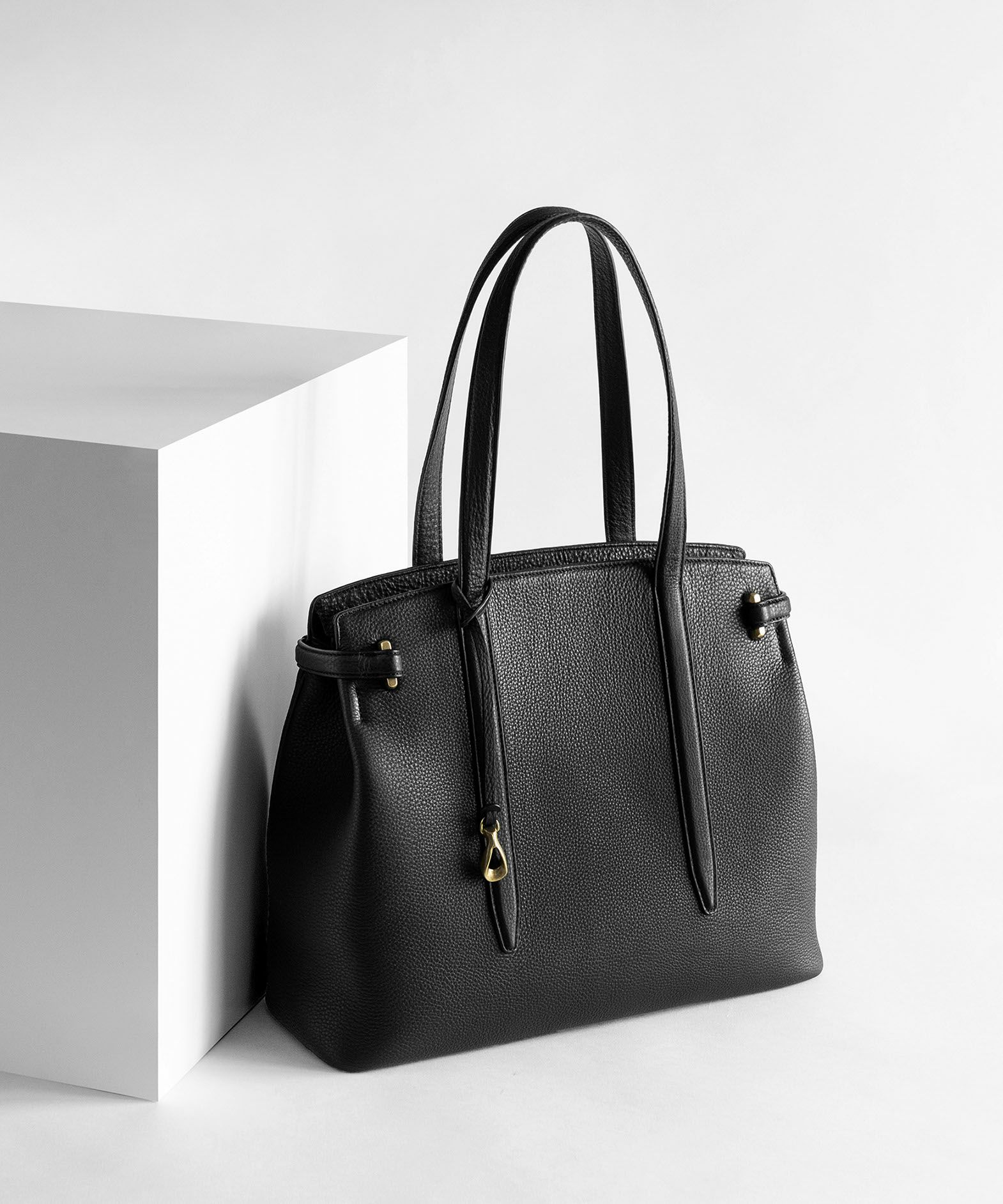 シュリンク　サイドベルトトート　《Afford》 - Black -