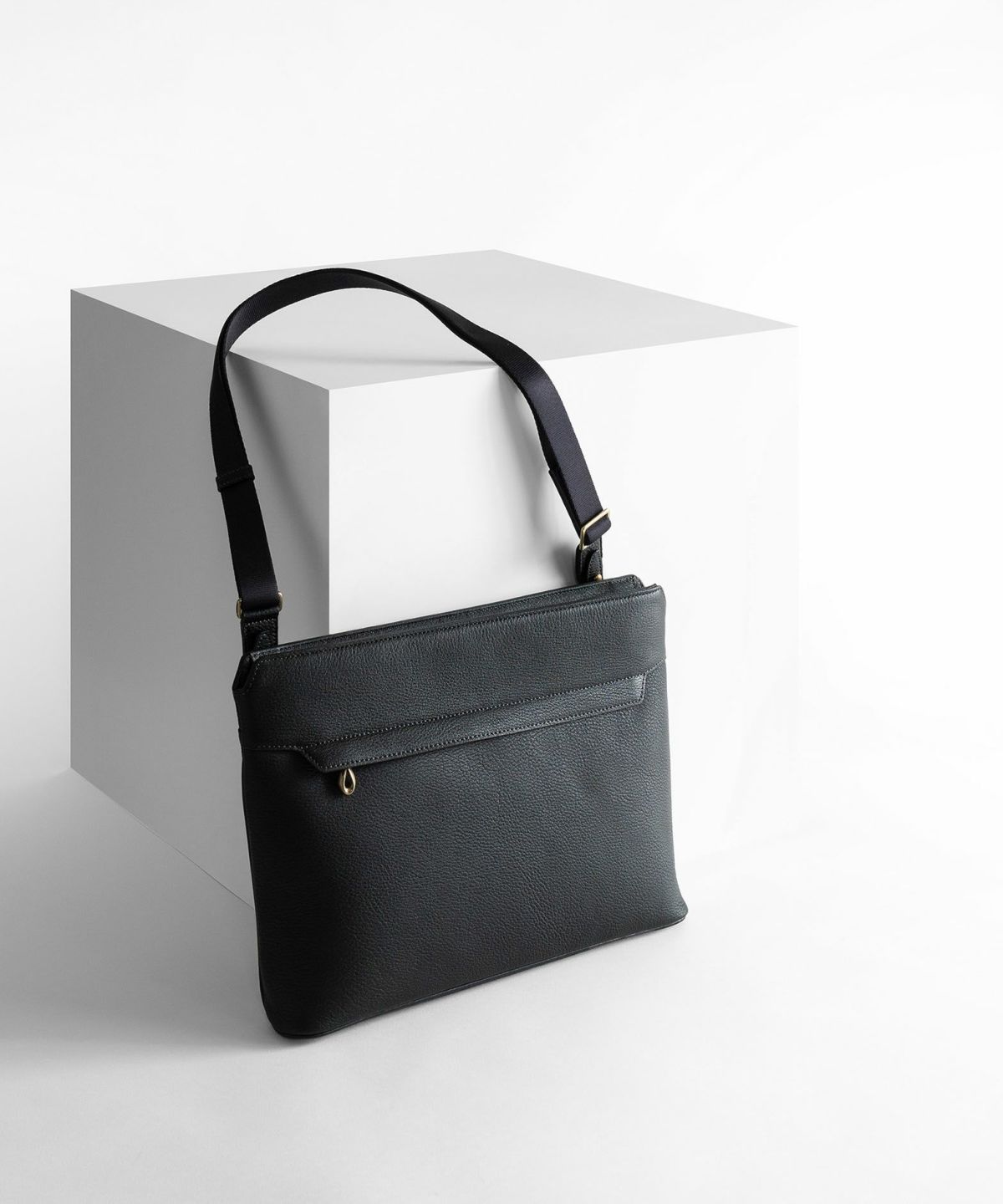 シュリンク クラッチショルダー 《Session》 - Black -