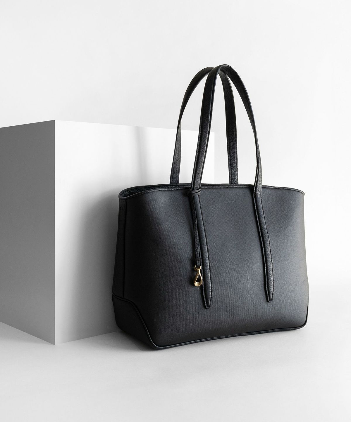 キャンバス ファスナートートバッグ（L）《Flexi》 - Deep Black -