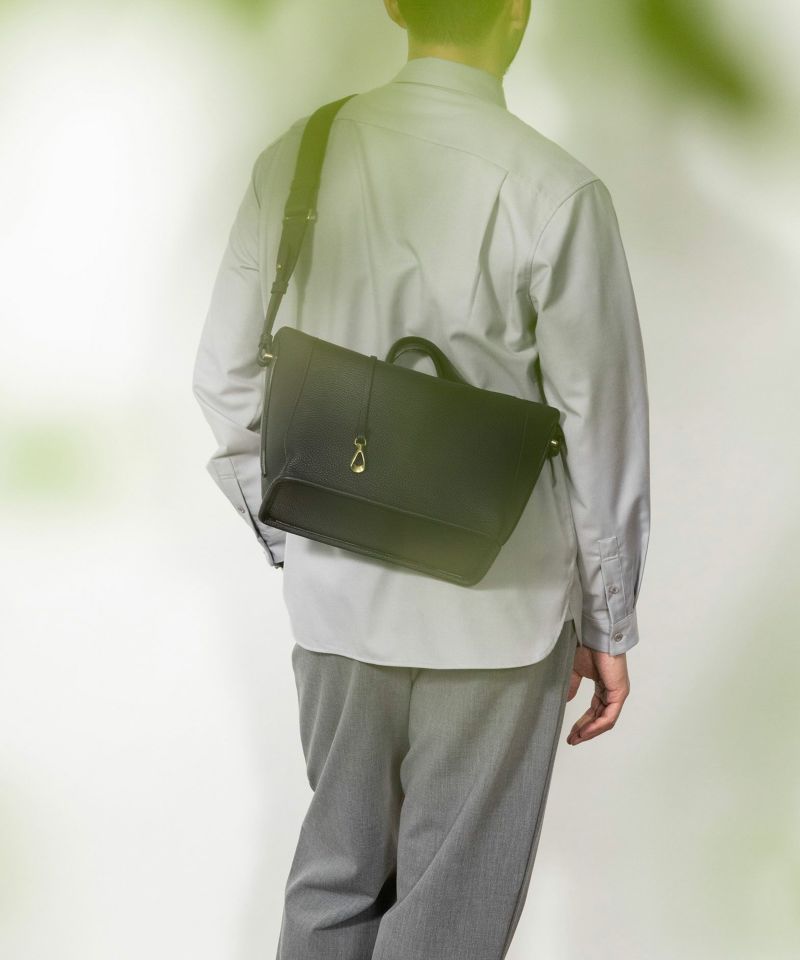 Color：Black