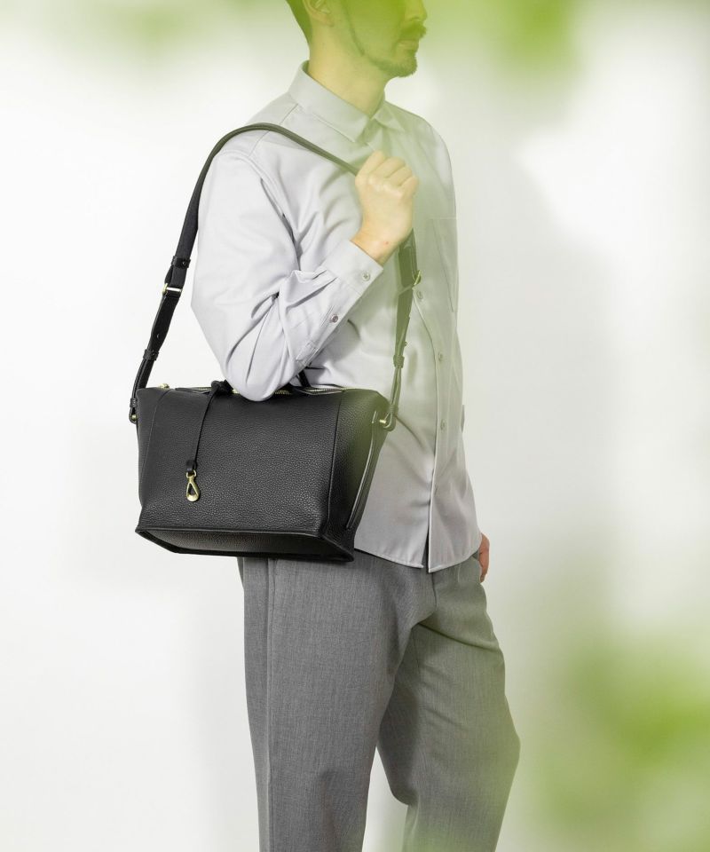Color：Black