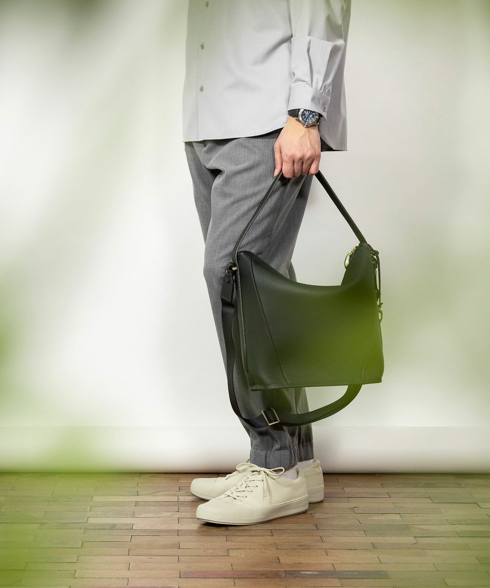 Color：British Green