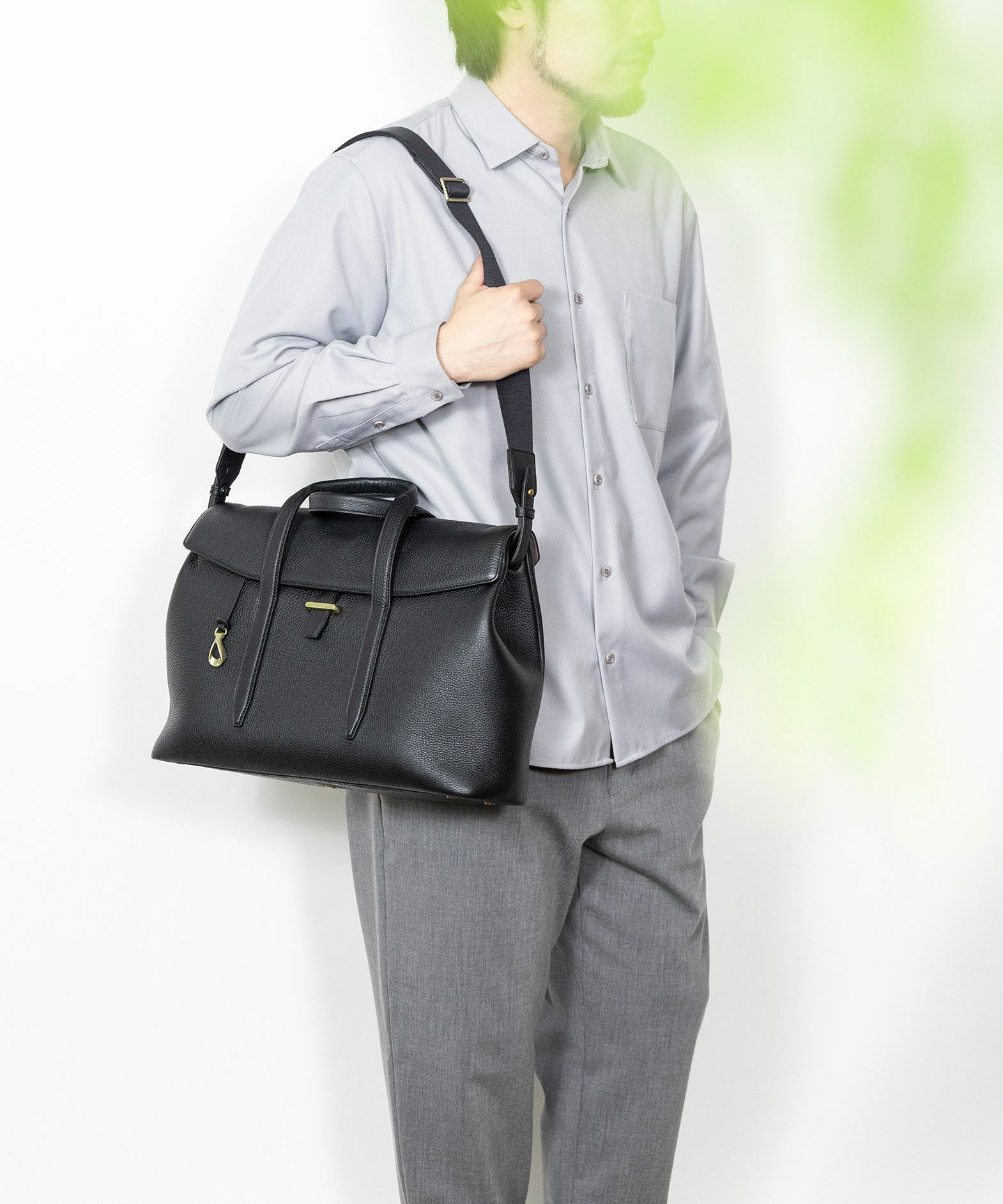 Color：Black
