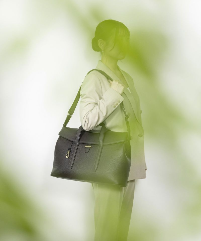 Color：Umber Brown