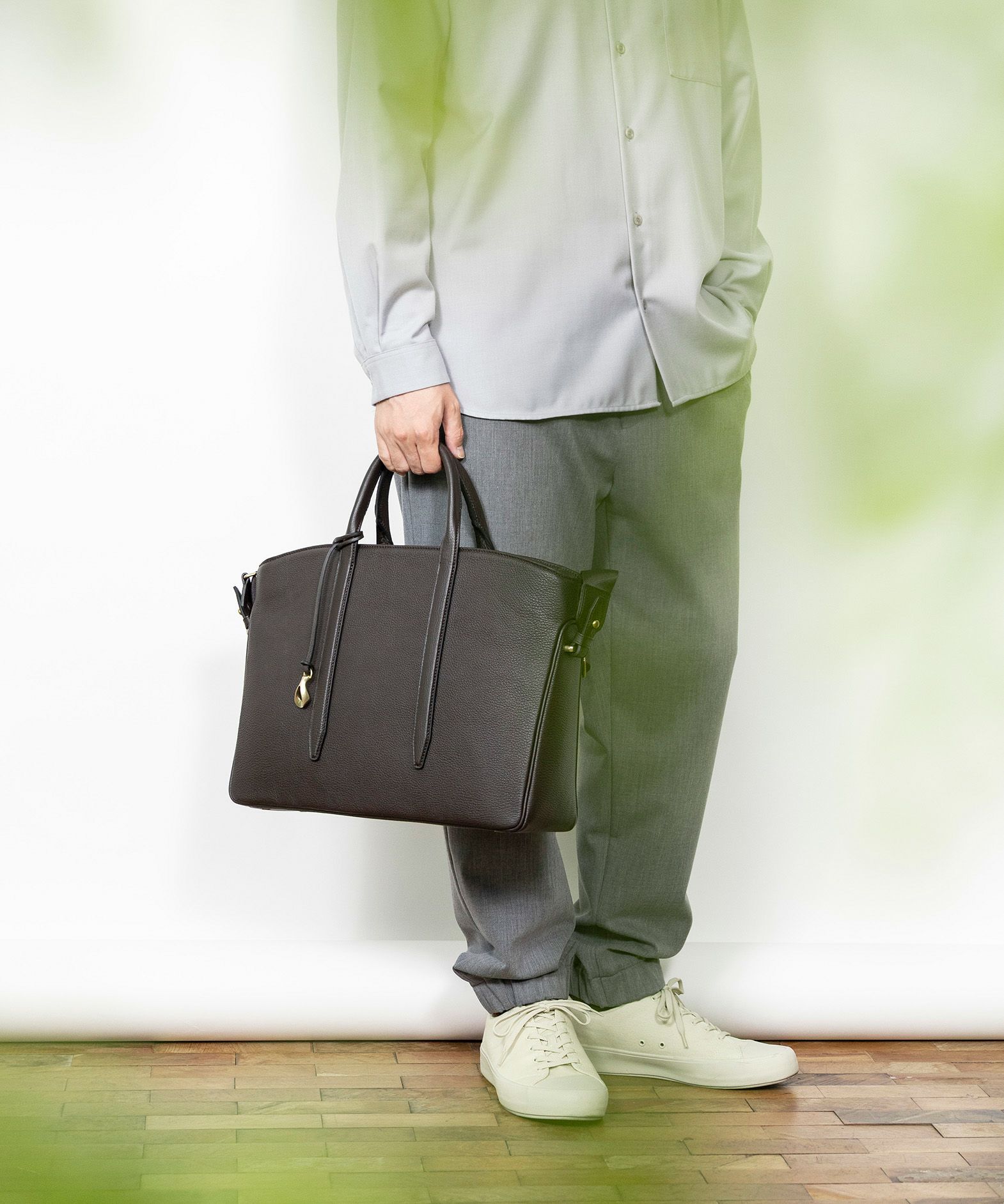 Color：Umber Brown