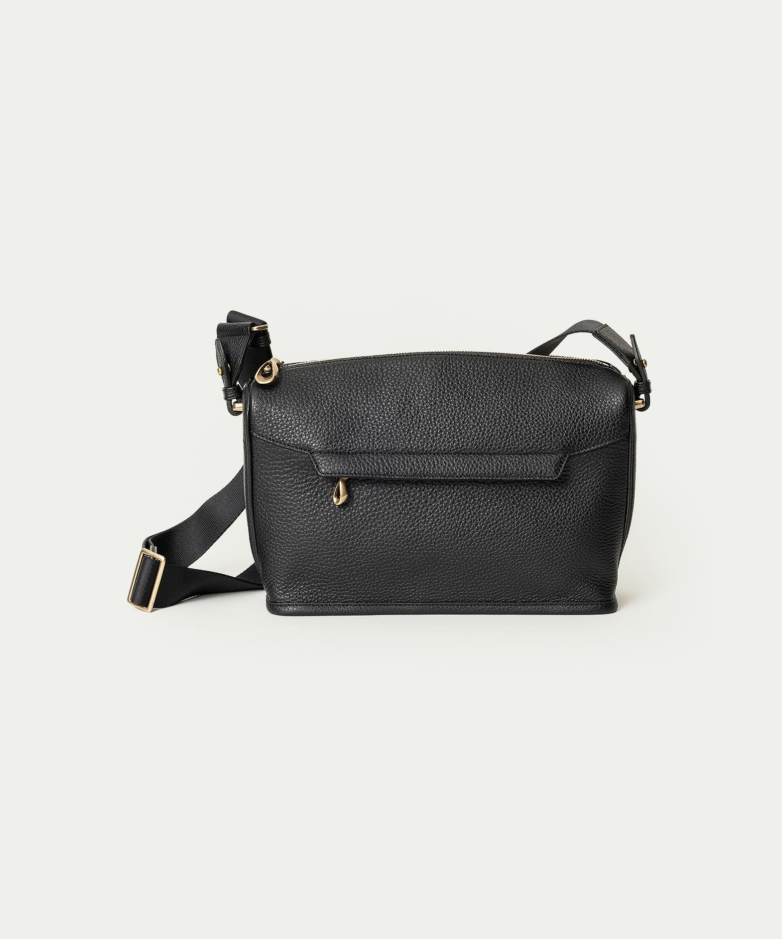 シュリンク アーチショルダーバッグ《Loop》 - Black -