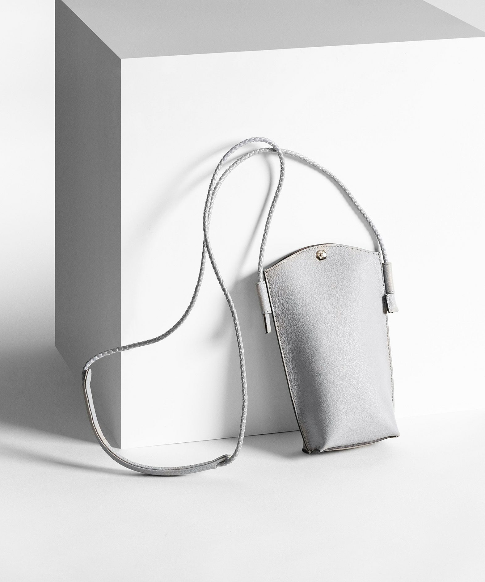 シュリンク モバイルショルダーバッグ Ver.2 《Shell》 - Light Gray -