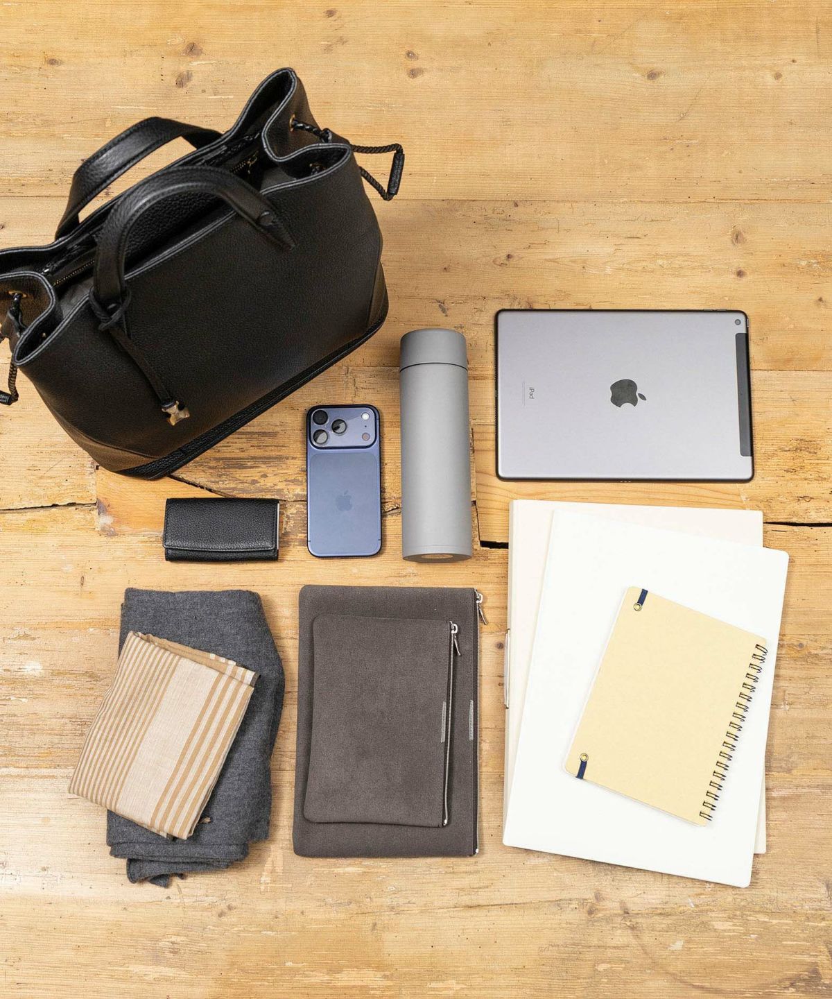 収納量の参考イメージとなります。　※Color：Black