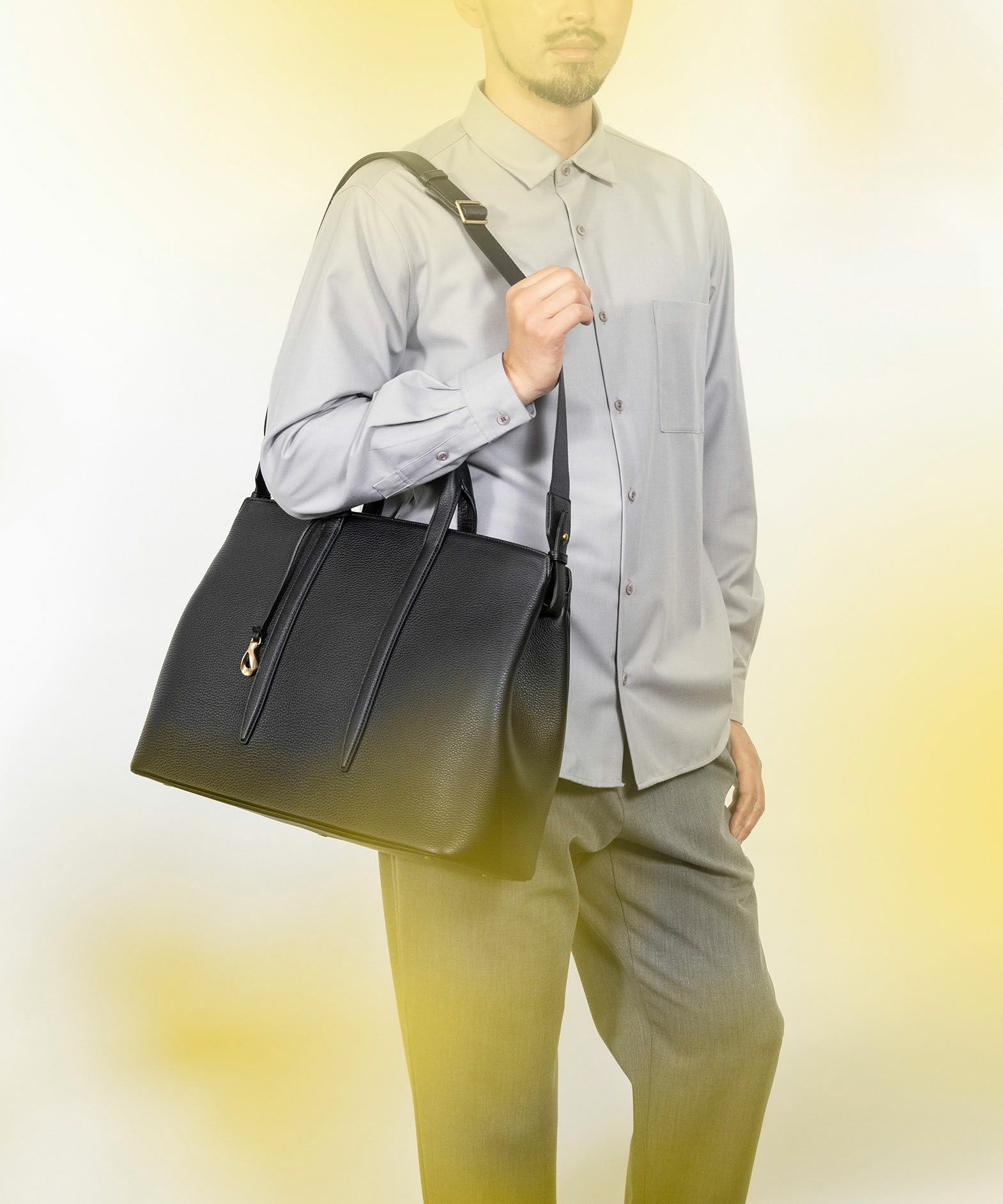 Color：Black