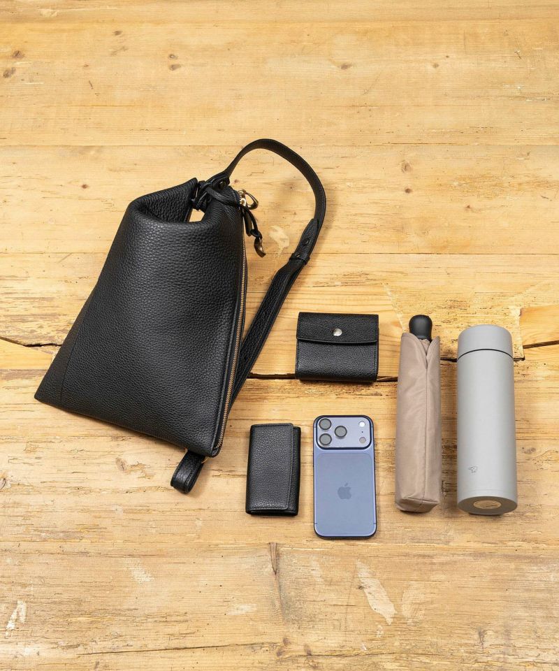 収納量の参考イメージとなります。　※Color：Black