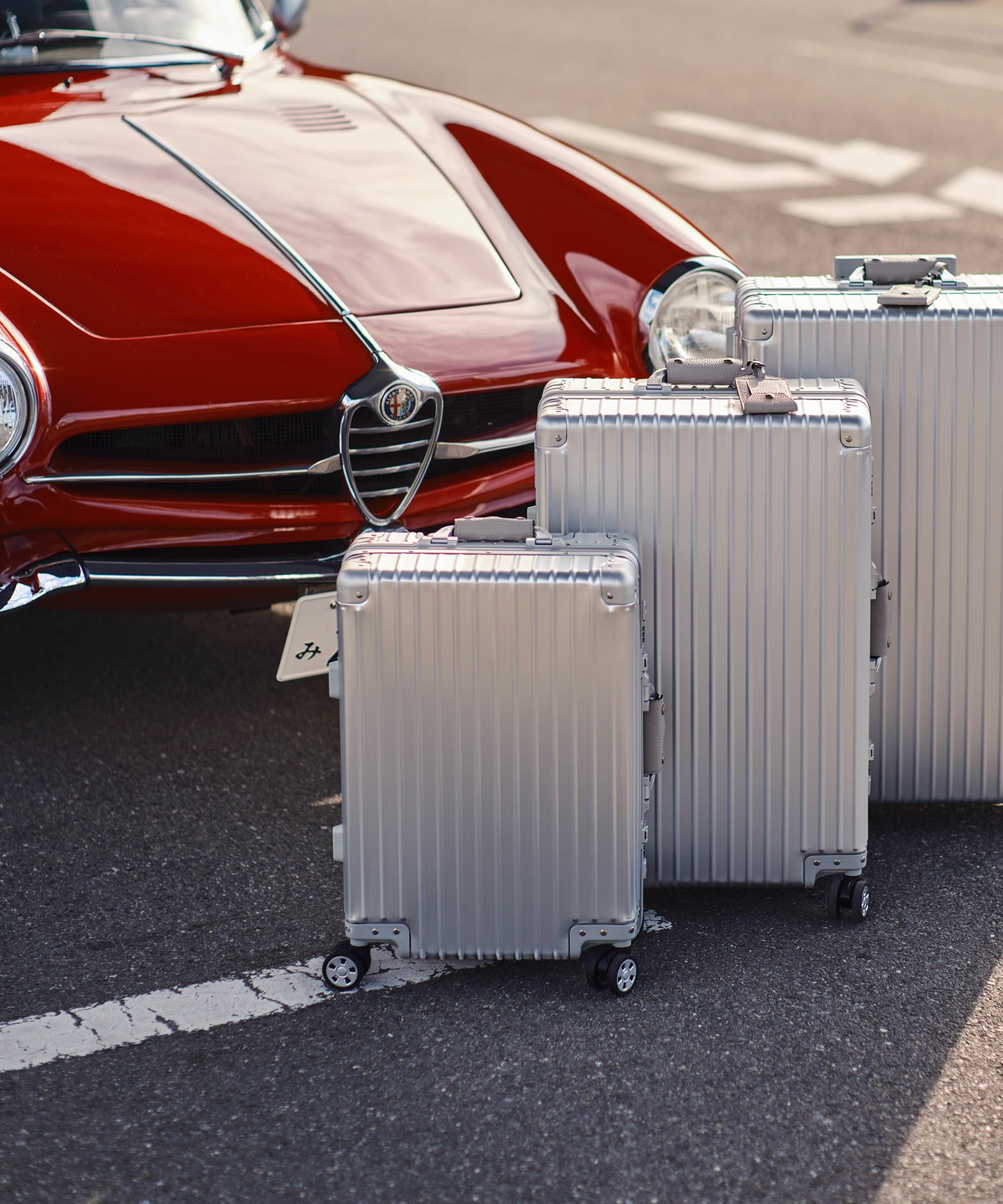 　左から：S、M、L