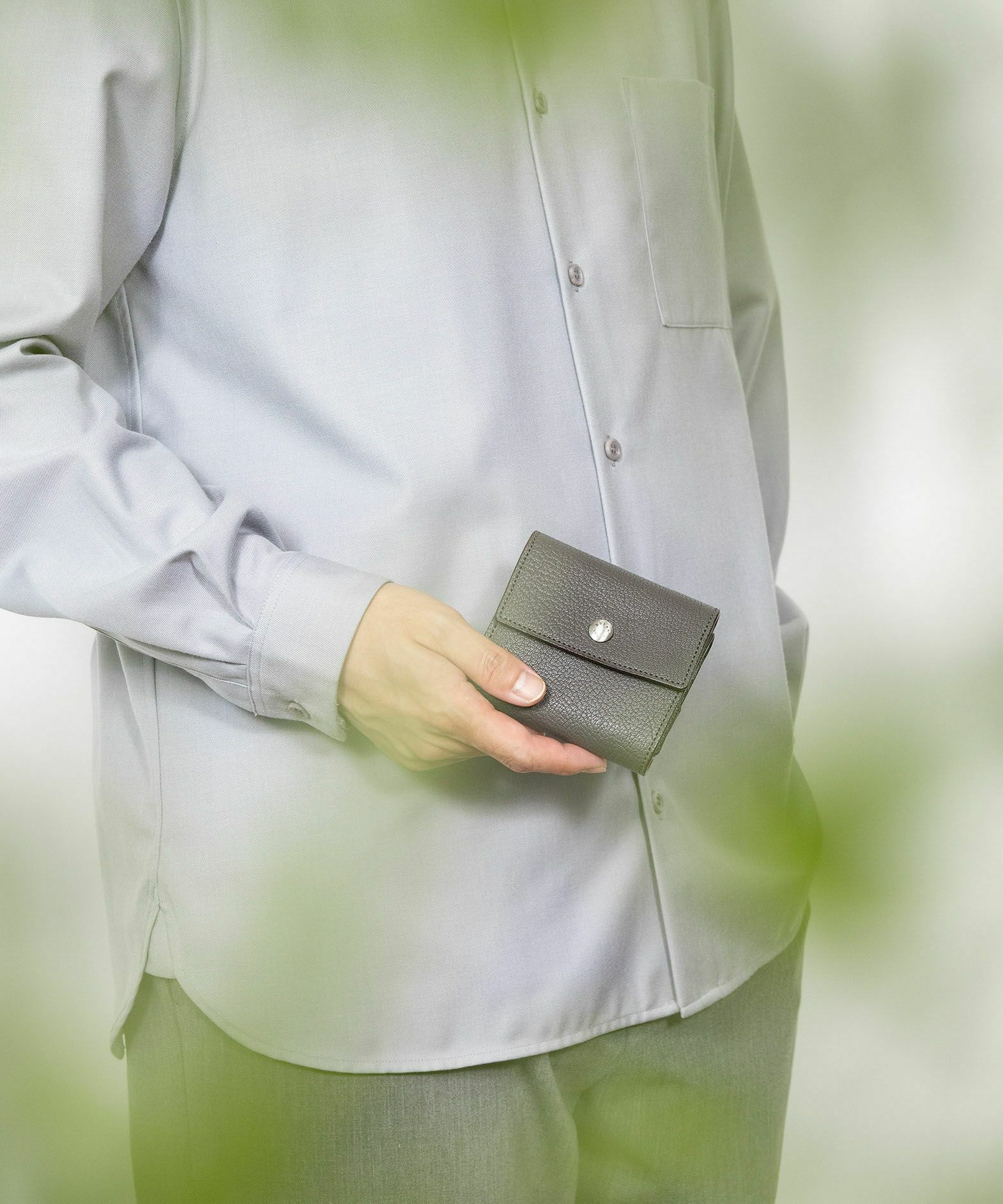 Color：Elephant Gray